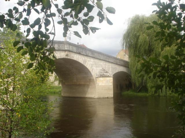 Chambres D'Hotes La Chaumiere Arcy-sur-Cure Bagian luar foto